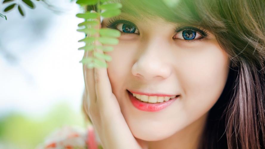 男子持刀辱骂恐吓高空作业人员 被重庆警方行拘